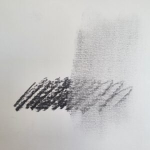Fusain étalé avec le doigt
